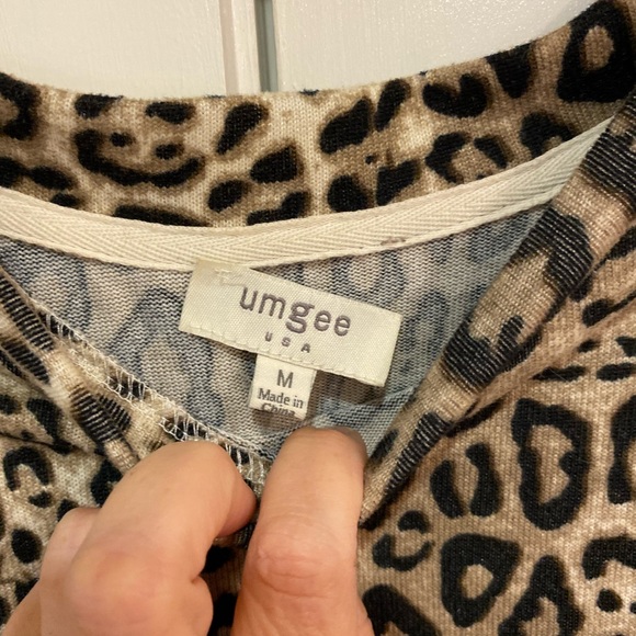 Leopard Top - Picture 3 of 3